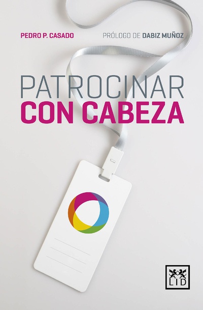 Patrocinar con cabeza